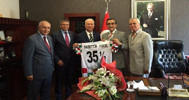 KSK yönetiminden Karşıyaka Kaymakamı Yücel'e ziyaret