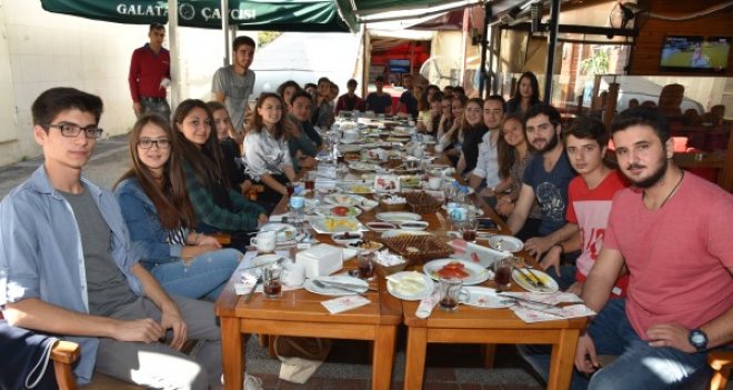 Kâtip Çelebi Üniversitesi ADT, Atatürkçü gençliği buluşturdu