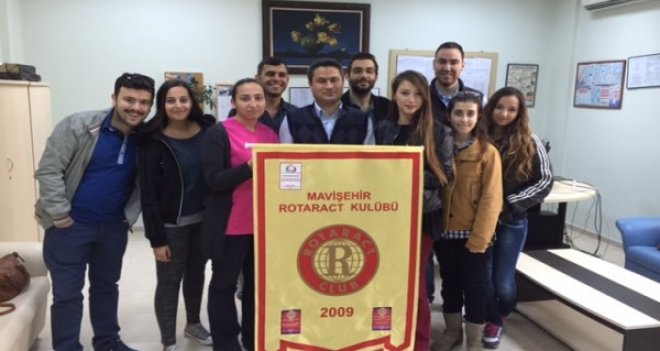 Mavişehir Rotaract Kulübü yaşlı dostlarını yalnız bırakmadı