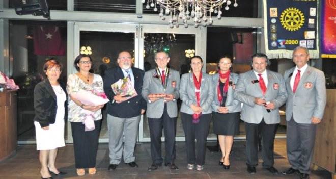 Mavişehir Rotary Kulübü Meslek Hizmet ödülleri verildi