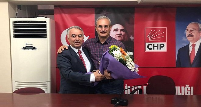 Mehmet Yunak Karşıyaka Belediye Başkan aday adayı oldu