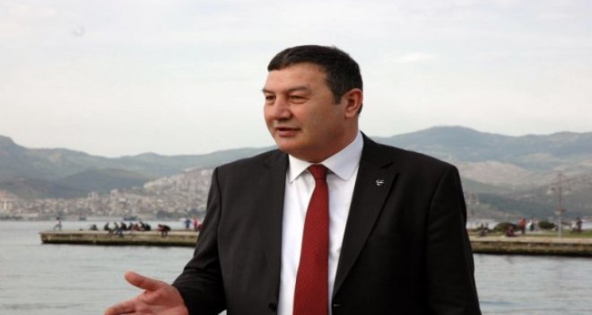 MHP'li Karataş: Bitirin şu stadyum kavgasını, gereğini yapın