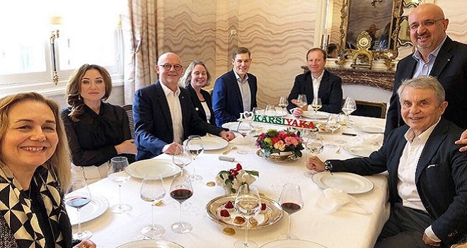 Monaco Sarayı'ndan Karşıyaka'ya selam...