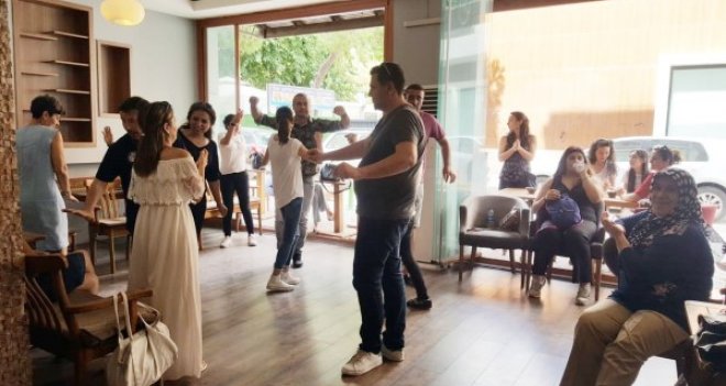 MS hastaları ''Sarıl Hayata'' dediler