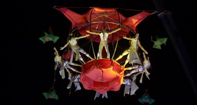 Muhteşem ''Meraviglia'' gösterisi görsel şölen sunuyor