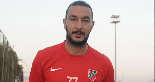 Necati Ateş sonunda imzaladı...