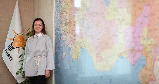 Nükhet Hotar'dan İzmir'e doğalgaz müjdesi