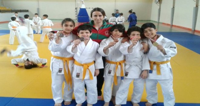 Okçuluk, Judo ve Satranç’ta Karşıyaka farkı