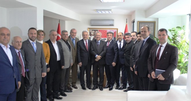 Otomotiv Sanayicileri'nden CHP İzmir'e ziyaret