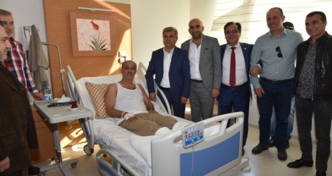Özlenen tablo hastanede yatan Alabay’ı ziyarette gerçekleşti