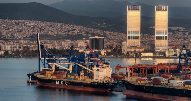 Öztürk: ''İzmir Limanı özelleştirilmeli''