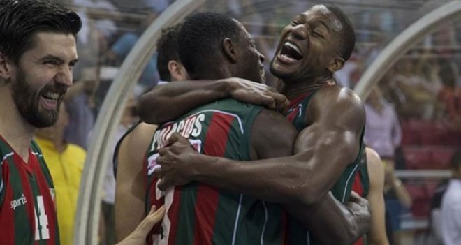 Palacios ve Strawberry'den şampiyonluk yorumu