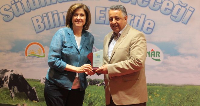Pınar Enstitüsü, süt üreticisine eğitimlerini sürdürüyor