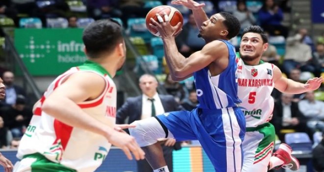 Pınar Karşıyaka 10 sayı ile kaybetti