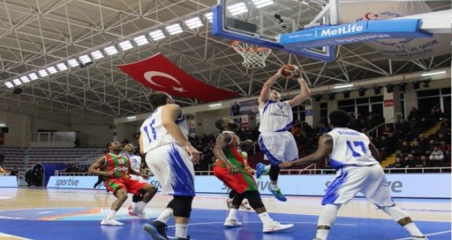 Pınar Karşıyaka, 2016'yı mağlubiyetle kapattı