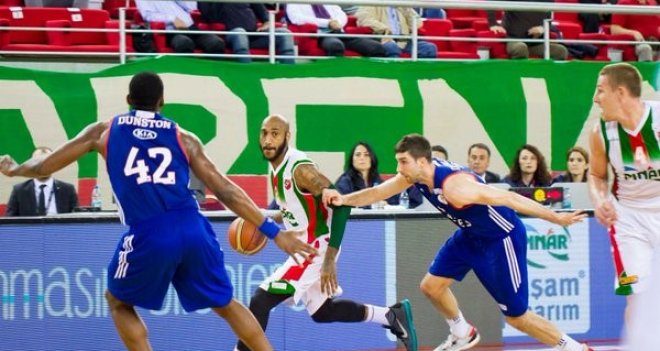 Pınar Karşıyaka, Anadolu Efes'e kaybetti...