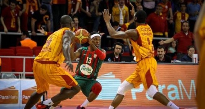 Pınar Karşıyaka, Aslan'ı avladı