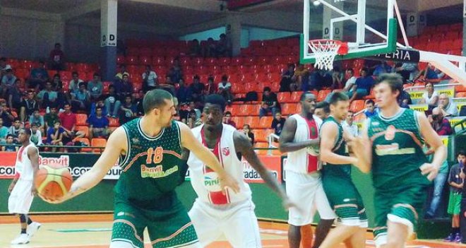 Pınar Karşıyaka Banvit'e boyun eğdi...