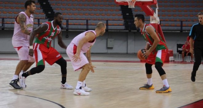 Pınar Karşıyaka başladı Olympiacos bitirdi