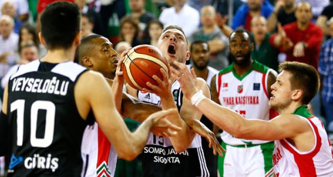 Pınar Karşıyaka çeyrek final peşinde