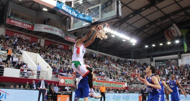 Pınar Karşıyaka, Efes'i uzatmada köpürttü