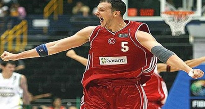 Pınar Karşıyaka Ermal Kurtoğlu'nu istiyor