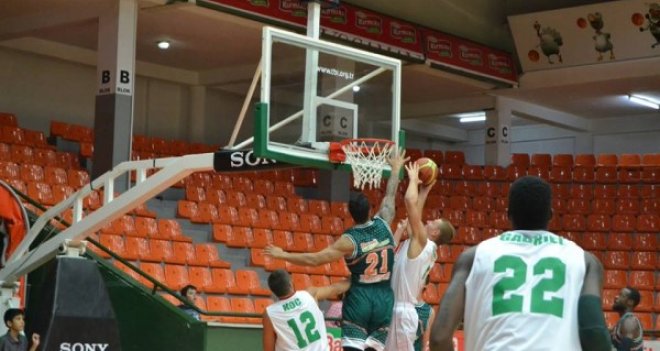 Pınar Karşıyaka, Galatasaray ile oynuyor