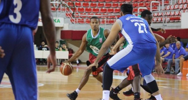 Pınar Karşıyaka ilk hazırlık maçını kazandı