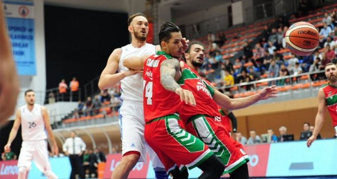 Pınar Karşıyaka, İstanbul Büyükşehir'i konuk ediyor