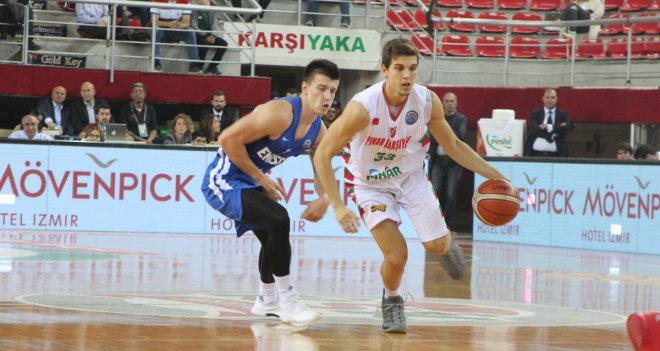 Pınar Karşıyaka, İstanbul'da galibiyet arıyor