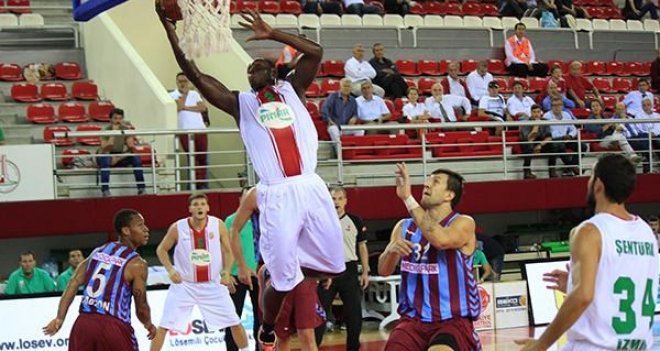 Pınar Karşıyaka, Trabzonspor'a kaybetti