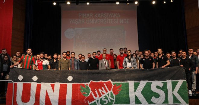 Pınar Karşıyaka, Yaşar Üniversitesi'nde öğrencilerle buluştu