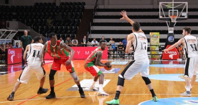 Pınar Karşıyaka, Yunanistan'da galip