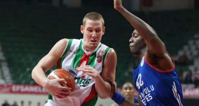 Pınar Karşıyaka'da Colton Iverson bilmecesi
