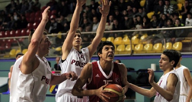 Pınar Karşıyaka'da Egemen Güven sorunu büyüyor...