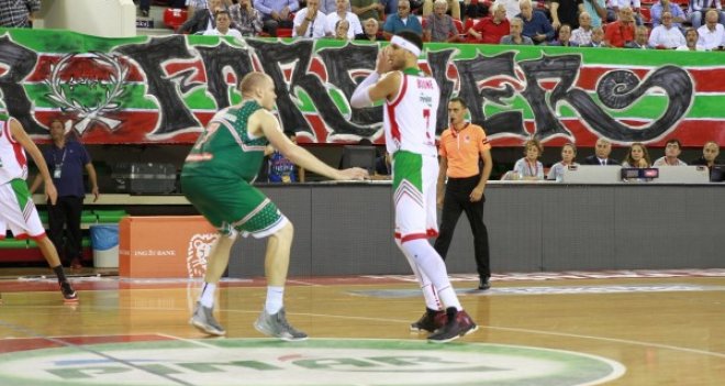 Pınar Karşıyaka'dan kötü başlangıç...