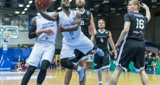 Pınar Karşıyaka'dan oyun kurucu transferi