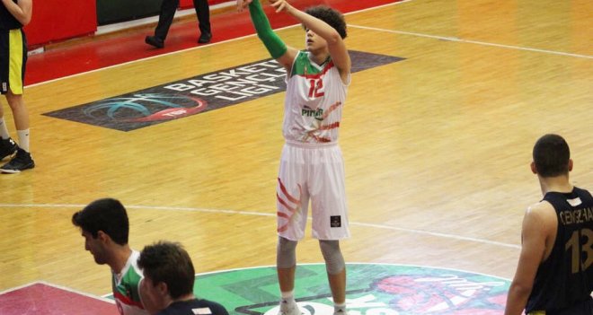 Pınar Karşıyaka'dan Partizan'a