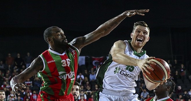 Pınar Karşıyaka'nın Daçka'ya gücü yetmedi...