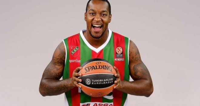 Pınar Karşıyaka'ya transfer yasağı