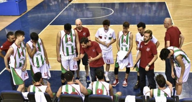 Pınar KSK U15 çeyrek finalde Efes'e kaybetti klasmana kaldı