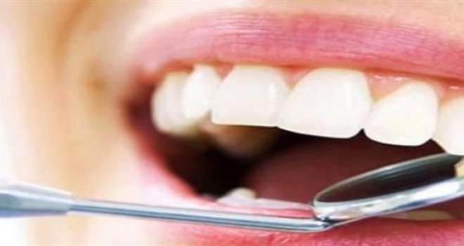 Prof. Dr. Erdilek: Dişler günde en az iki kez fırçalanmalıdır