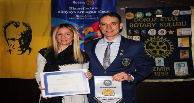 Psikolog Ayşe Özgener: “Hayata gelişine vurun”