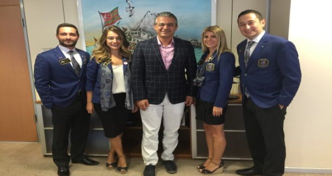 Rotaractlar'dan Karşıyaka Belediyesi'ne ziyaret