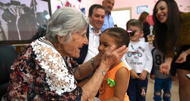 Sabiha öğretmen 101. yaşını pırlantalarla kutladı 