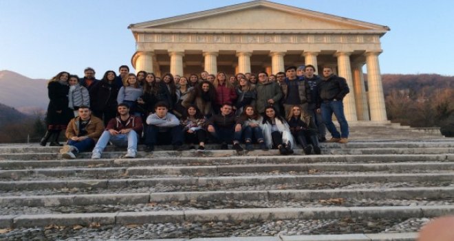 Saint-Josephliler, Venedik’te bulunan “Istituti Paritari Filippin”i ziyaret etti