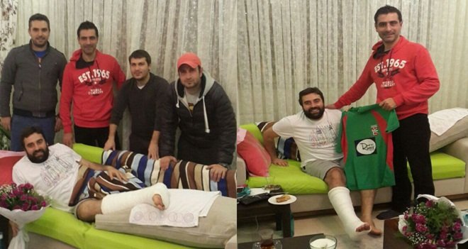 Sakatlanan arkadaşlarına moral verdiler...