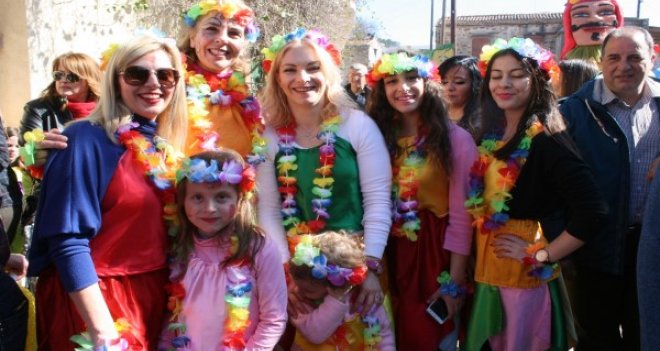 Sakız'da karnaval coşkusu 