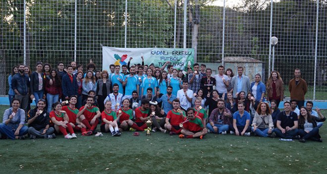 Şampiyon “Kibar Madrid”