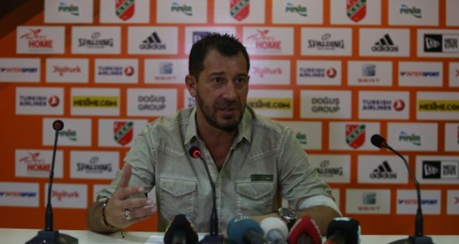 Sarıca: Bu şekilde oynarsak hiçbir takımı yenemeyiz